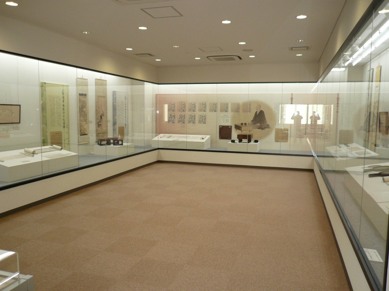 🏛️ 혼인보 슈사쿠 바둑 기념관 (혼인보오 슈우사쿠 이고 키넨칸) 이미지 3